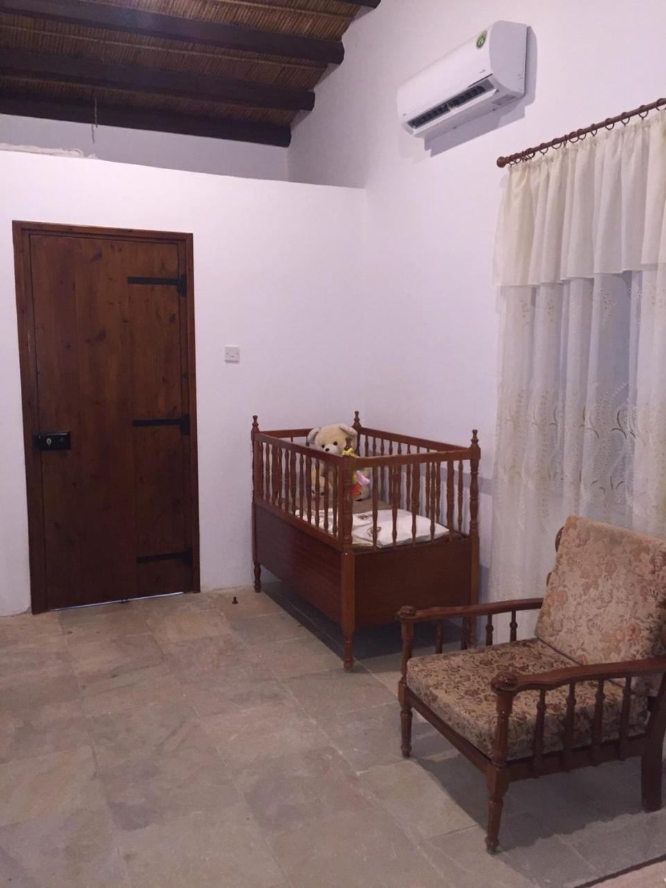 Charoullas Traditional Mansion Alaminos Exterior photo