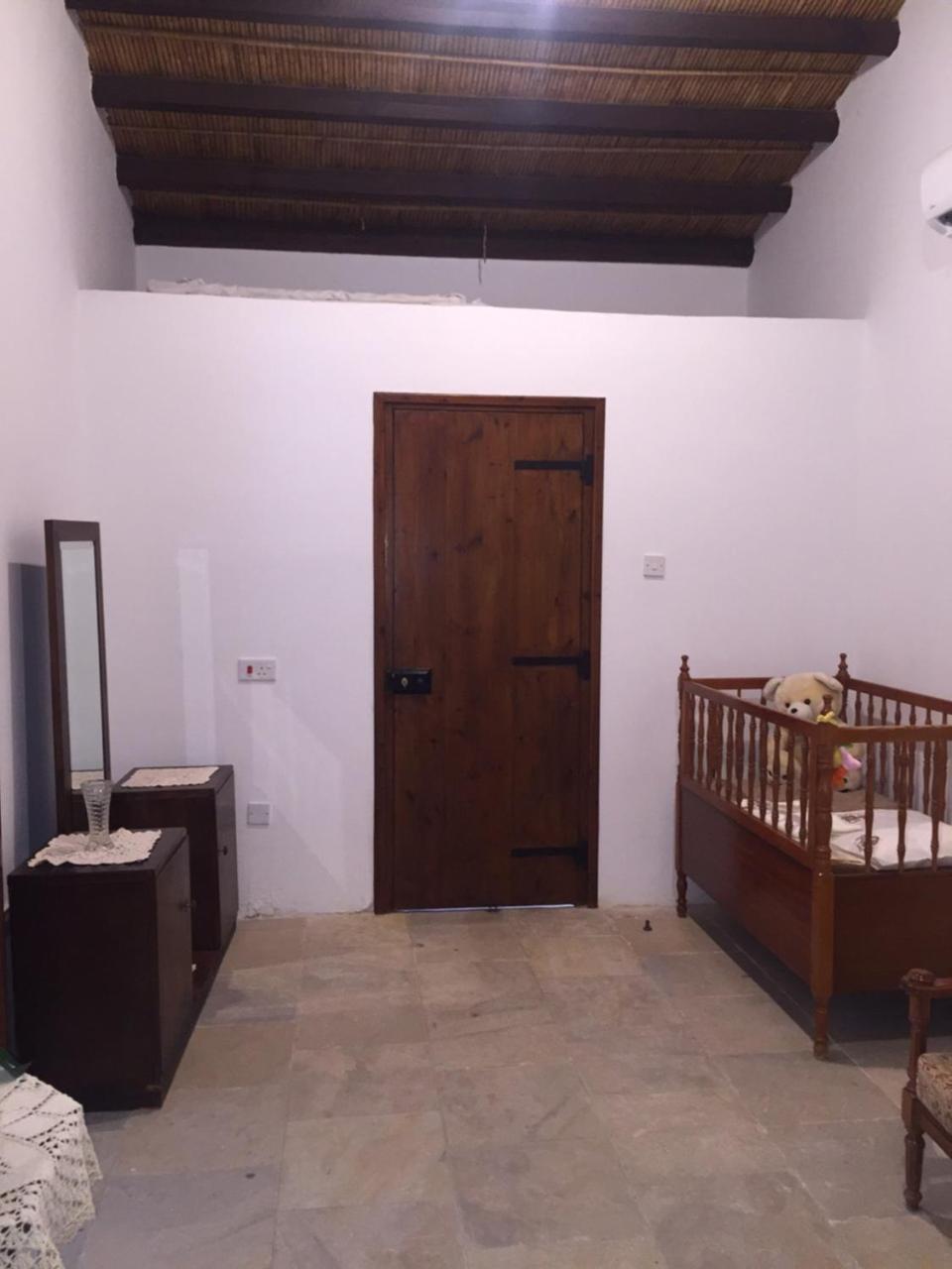 Charoullas Traditional Mansion Alaminos Exterior photo
